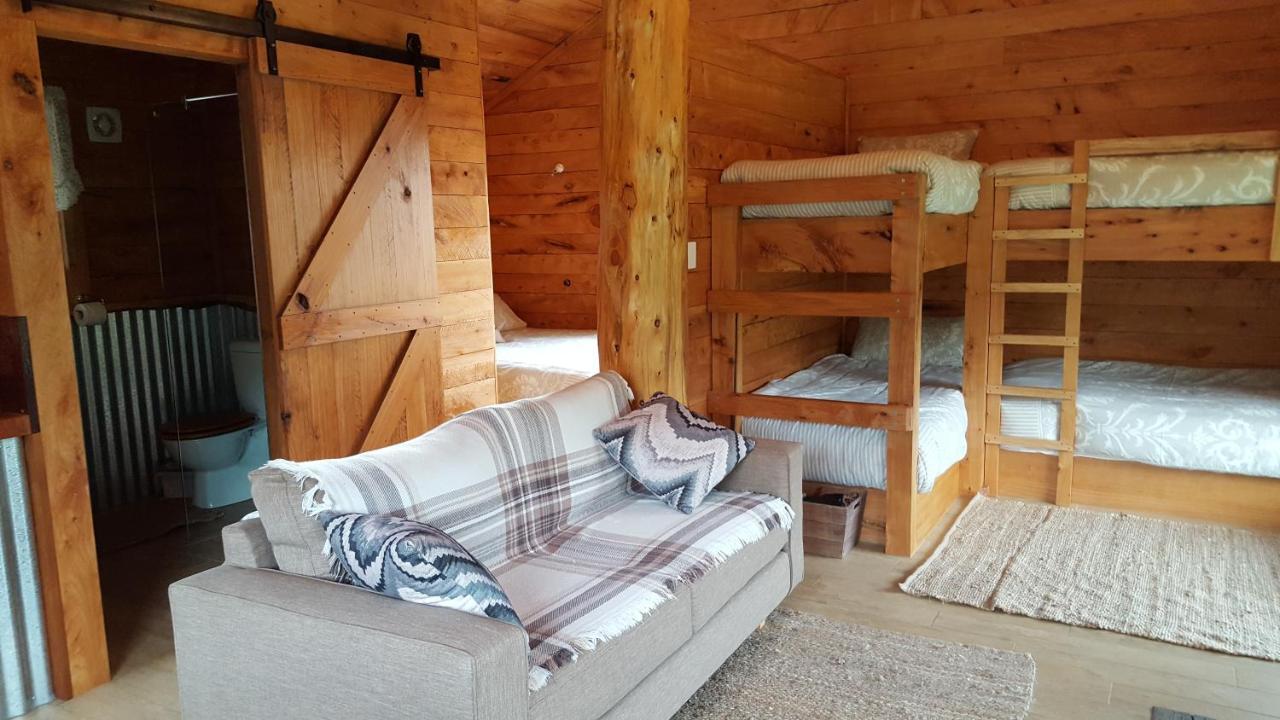 Bed and Breakfast Rustic Hut Bush Retreat Пингвин Экстерьер фото